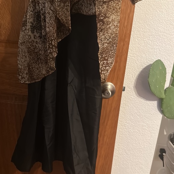 Betsy Johnson Midi/Maxi Dress - Picture 4 of 4